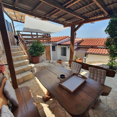 Holiday House Pag Zubovici Ngoại thất bức ảnh